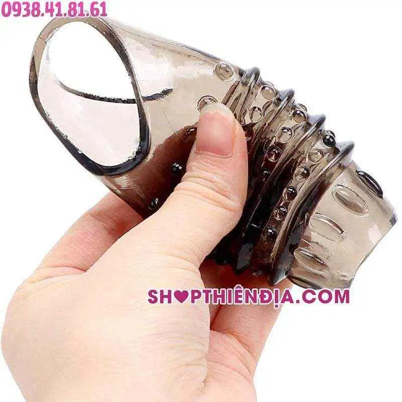 Dùng tay bóp bao đôn khúc giữa có quai đeo Rever gai