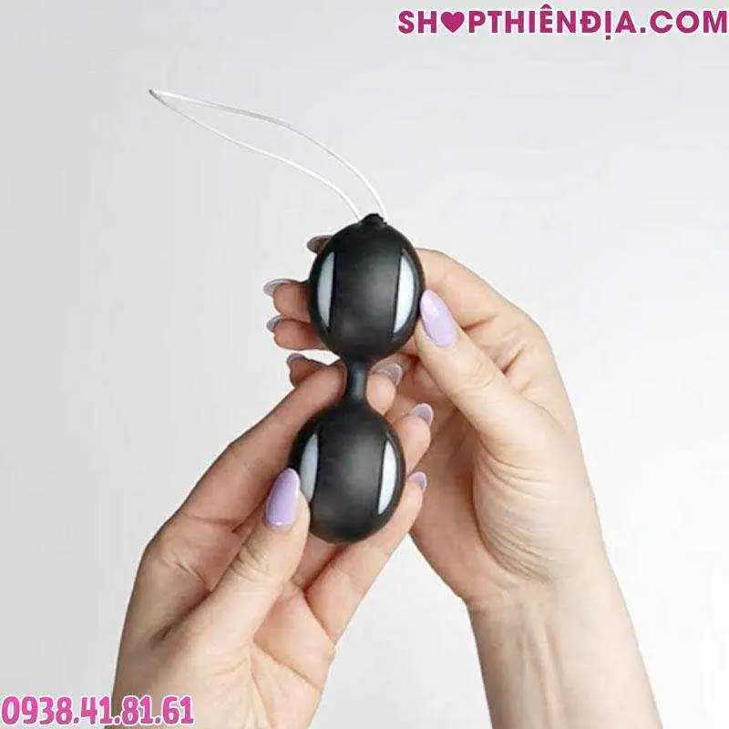 Cầm trên tay bóng tập cơ kegel Asteroid
