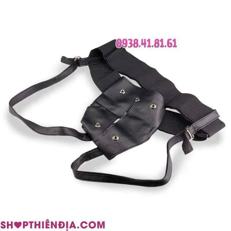 Mặt sau dây nịt gắn dương vật giả Cozy