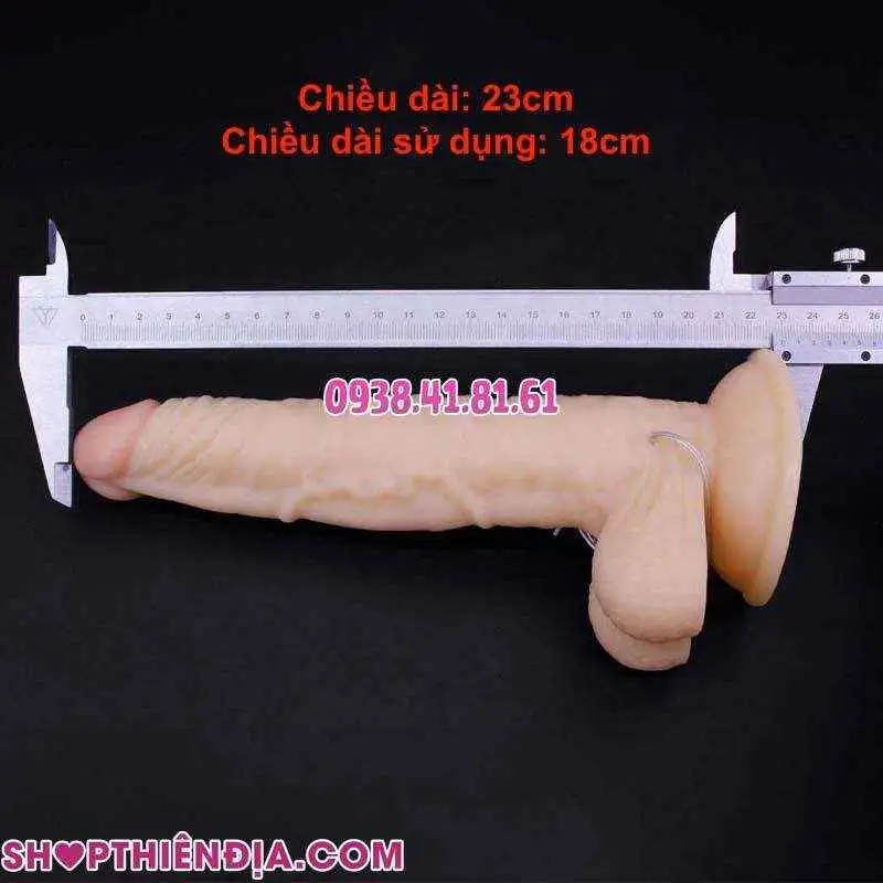 Dùng thước kẹp đo chiều dài dương vật giả hít tường có rung Real Extreme size lớn