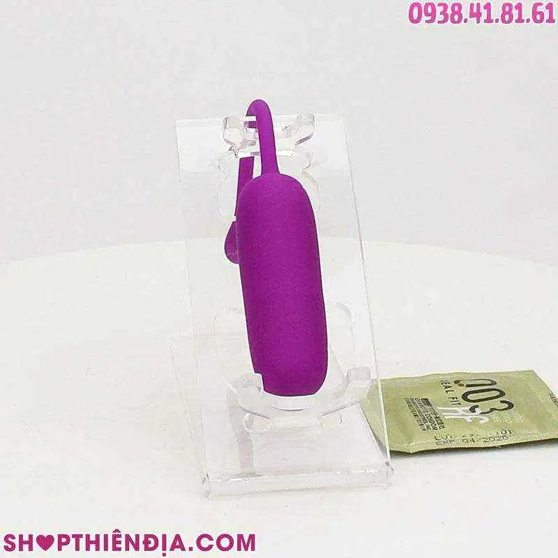 Mặt trước trứng rung silicon có dây cầm Joyce