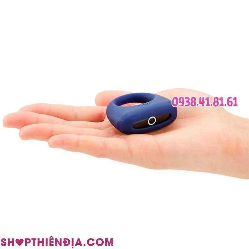 Vòng rung cao cấp điều khiển qua điện thoại Dante đặt trên lòng bàn tay