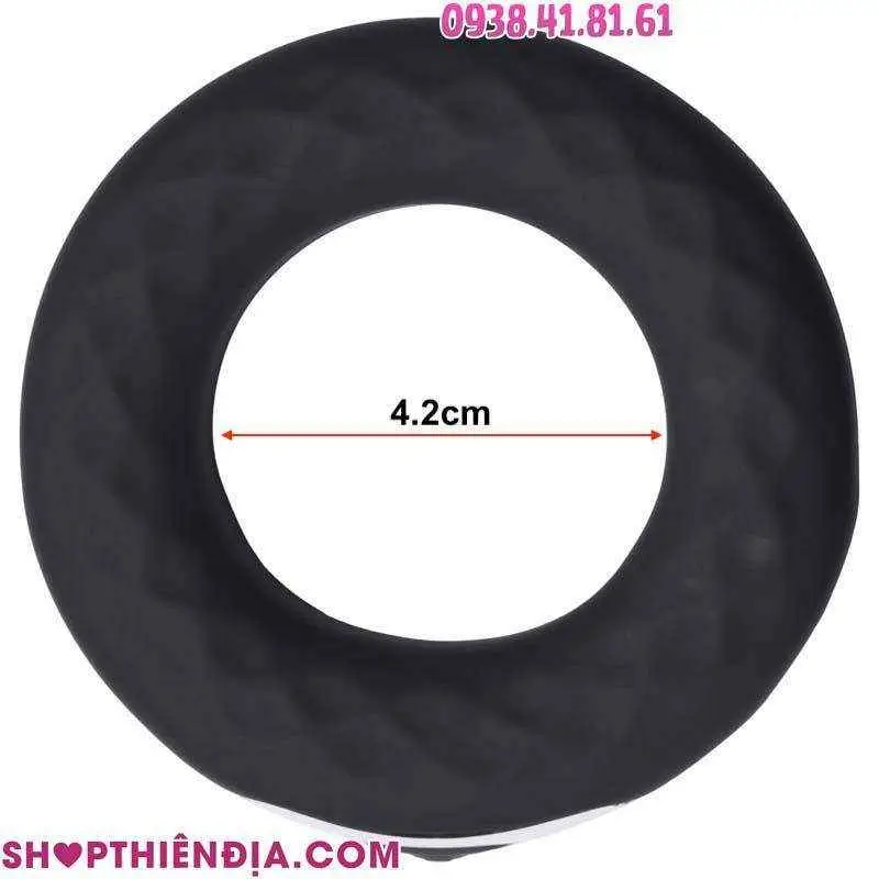 Kích thước vòng rung tình yêu điều khiển từ xa Vibro đặt trên lòng bàn tay