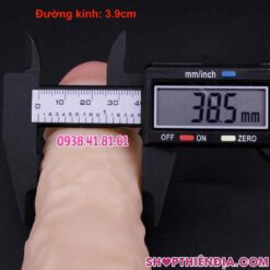 Dùng thước kẹp điện tử đo đường kính dương vật giả hít tường có rung Real Extreme size lớn