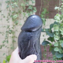 Phần đầu cu giả khổng lồ màu đen Titan